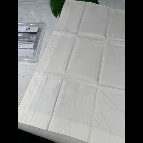 NIB Hotel Collection Contrast Flange (1) European Sham in 2 Tone Pear - Picture 10 of 12